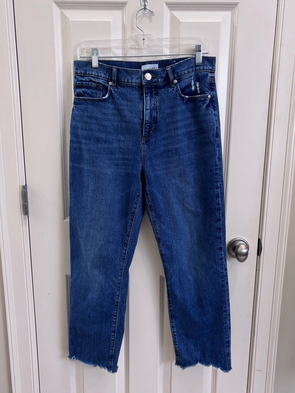 LOFT Women's Straight Leg Jeans in Medium Blue Wash Size-8(29)